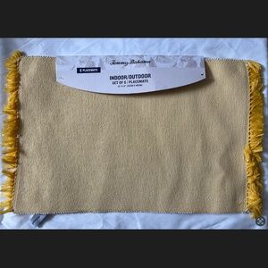 TOMMY BAHAMA PLACEMATS (6) 13 X 19 YELLOW 100% POLYESTER NWT